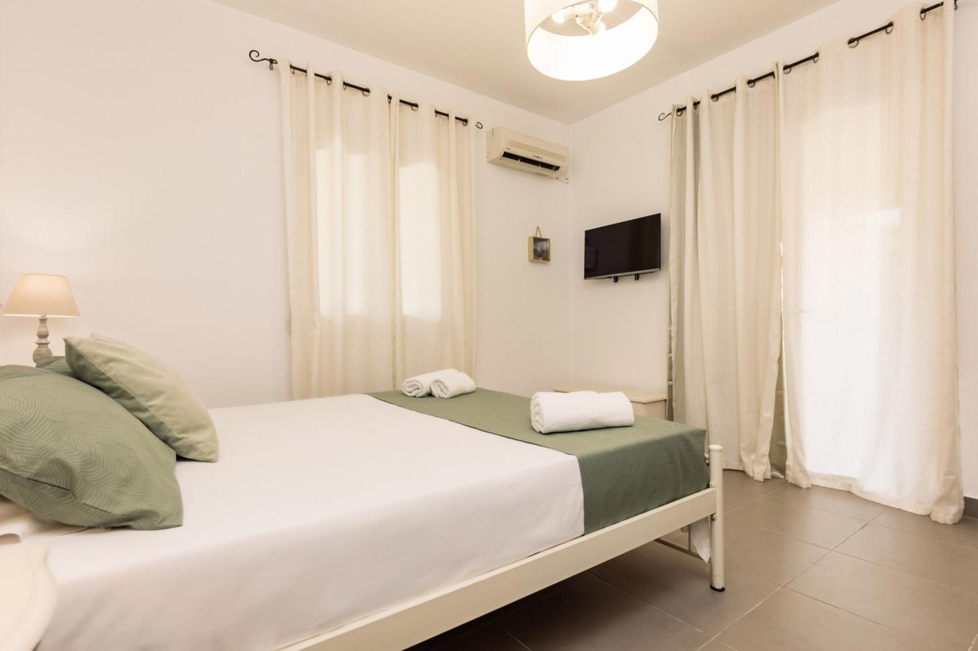 PRETTY SPÍTI Holiday Rooms Laganas Pokoj fotografie